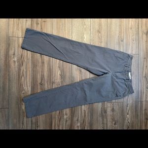 Grey Amazon Essentials chinos. 32x34 Slim Fit